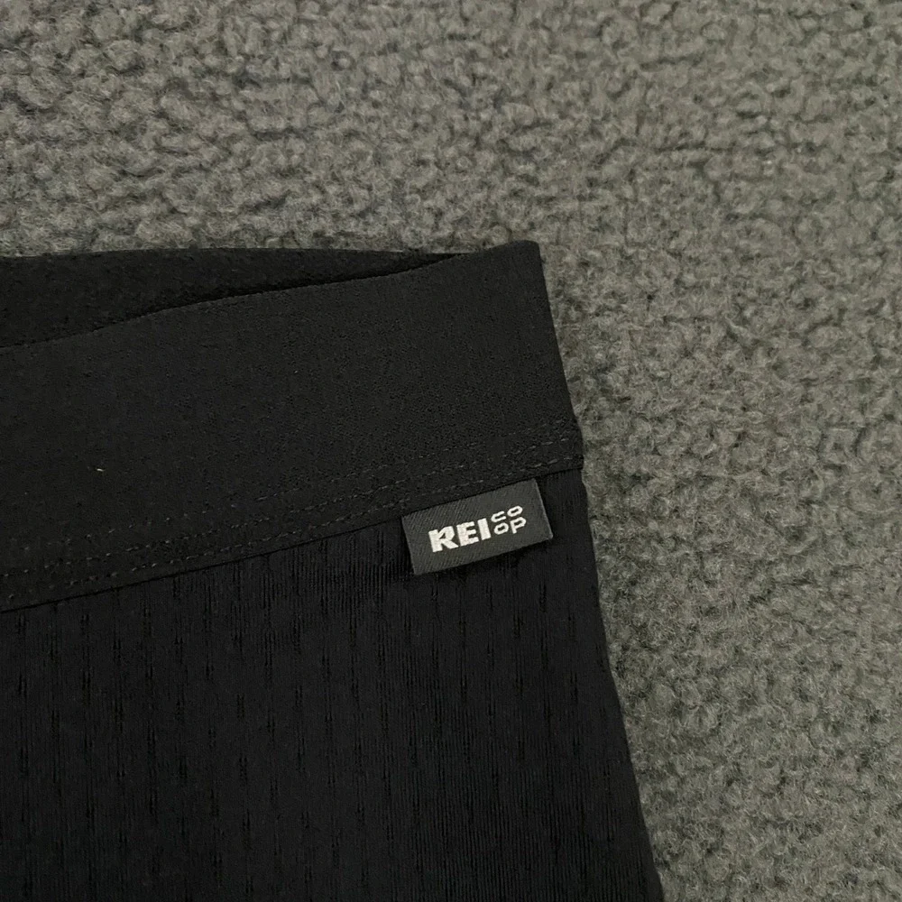 REI Co-op Leggings Mens Large Black Base Layer Thermal Cropped Layering